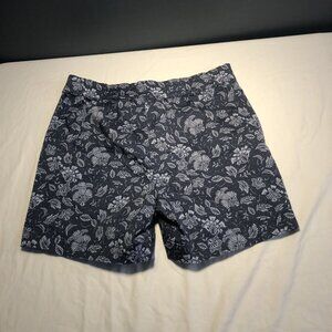 Jachs Girlfriend Bluish Gray Shorts with light blue flowers & leaves, Size Large